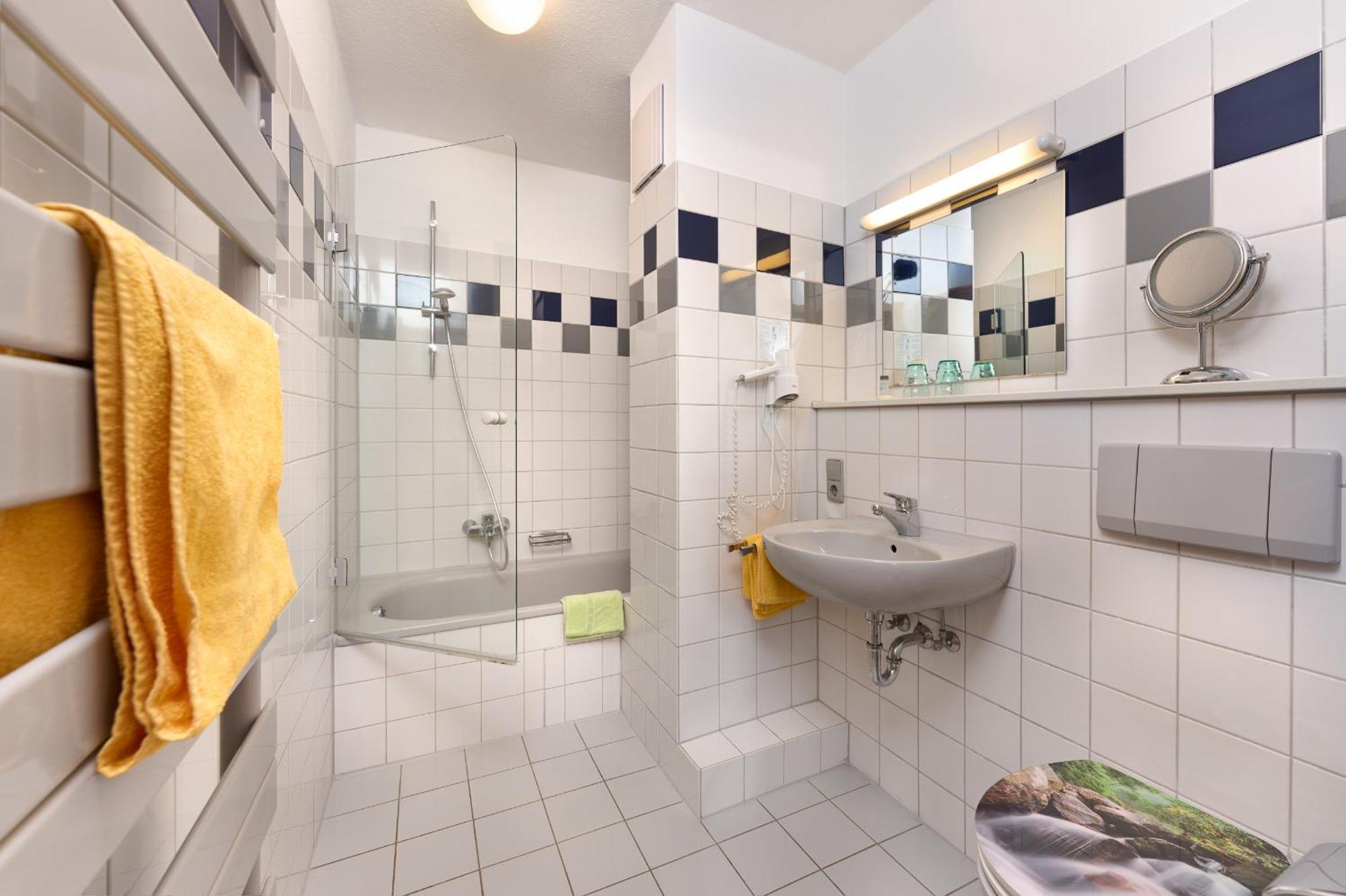 Hotel-Bio Gasthaus Am Felsenkeller Щауфен им Брайсгау Екстериор снимка