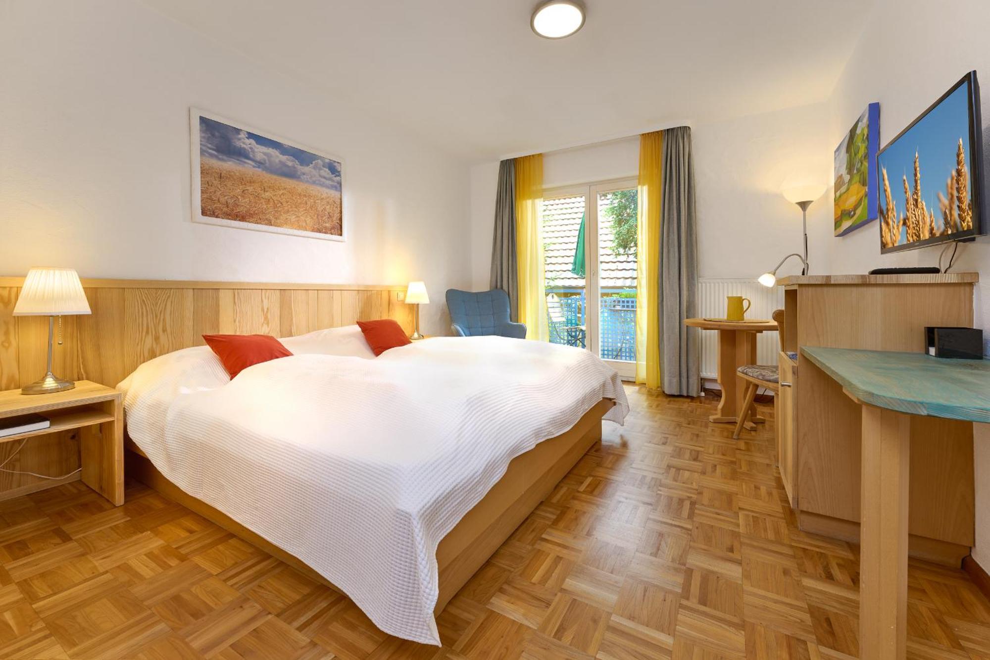 Hotel-Bio Gasthaus Am Felsenkeller Щауфен им Брайсгау Екстериор снимка