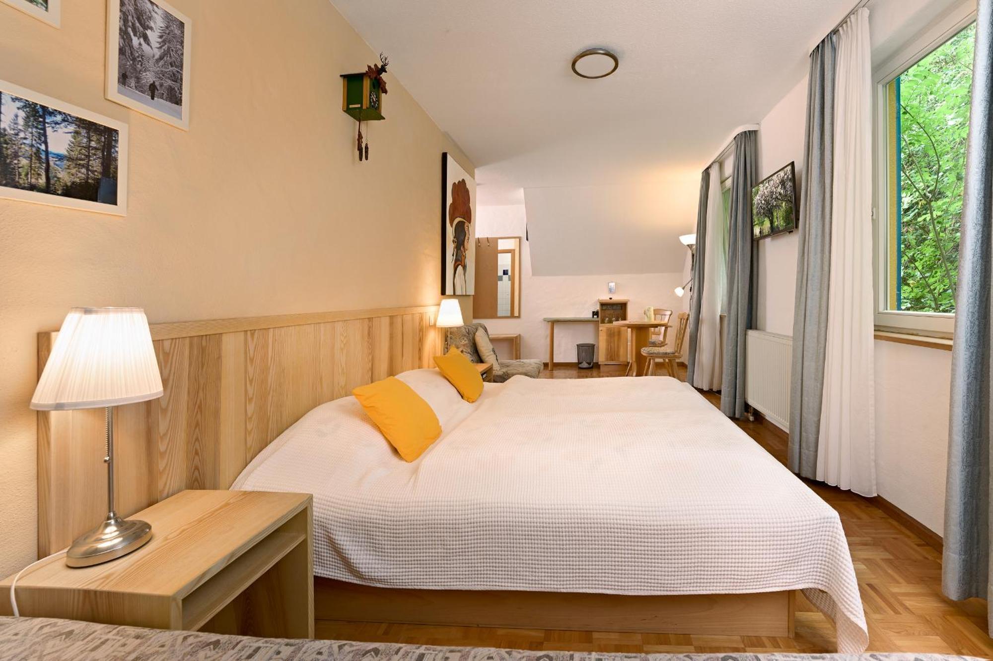 Hotel-Bio Gasthaus Am Felsenkeller Щауфен им Брайсгау Екстериор снимка